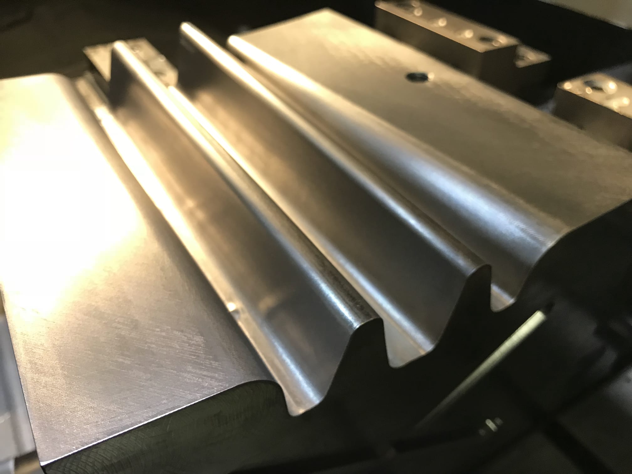 SHAPING INSERT